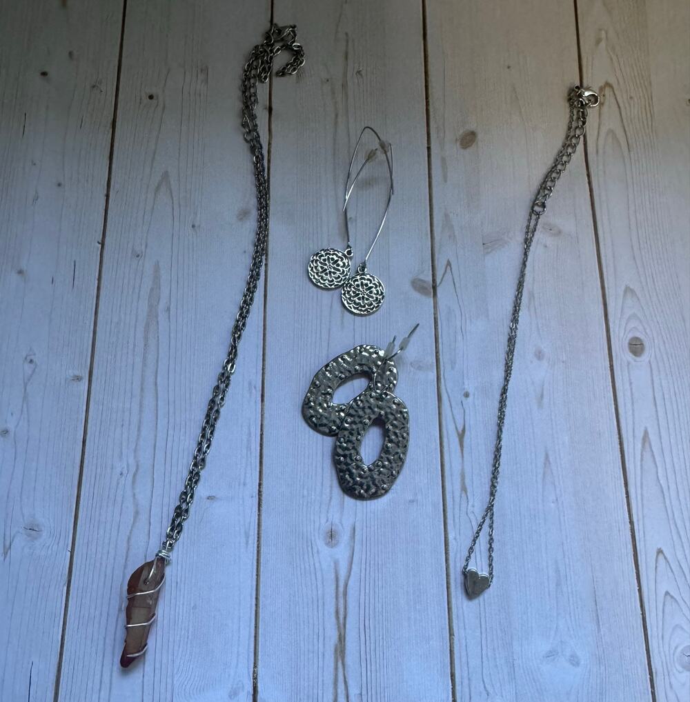 Vintage Style Silver Jewelry Bundle Crystal Necklace & Earrings
